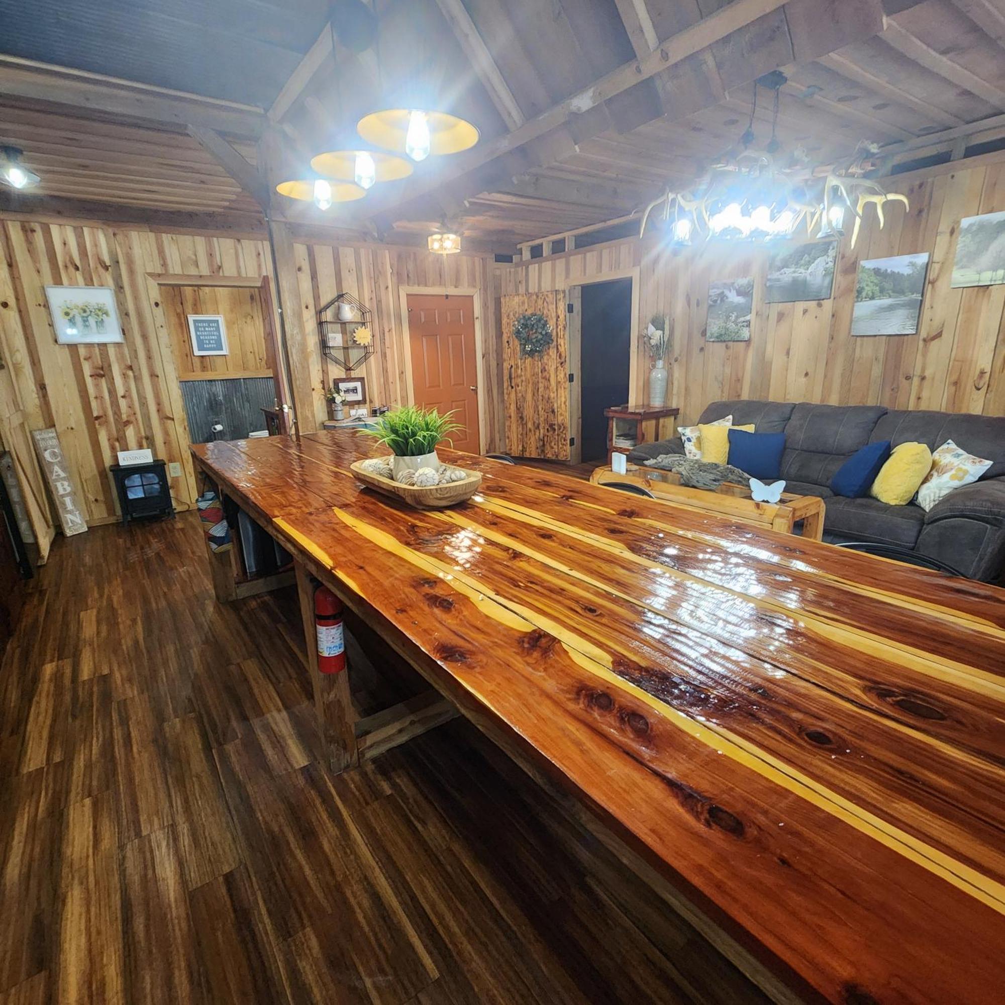 Unique Country Cabin Meets Farmhouse Modern!!! Mena エクステリア 写真